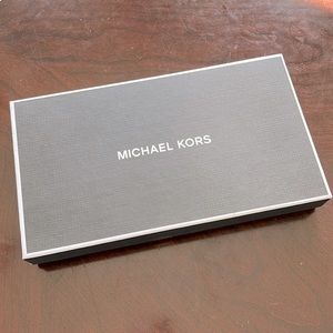 Michael Kors Reversible  Belt + Wallet Set